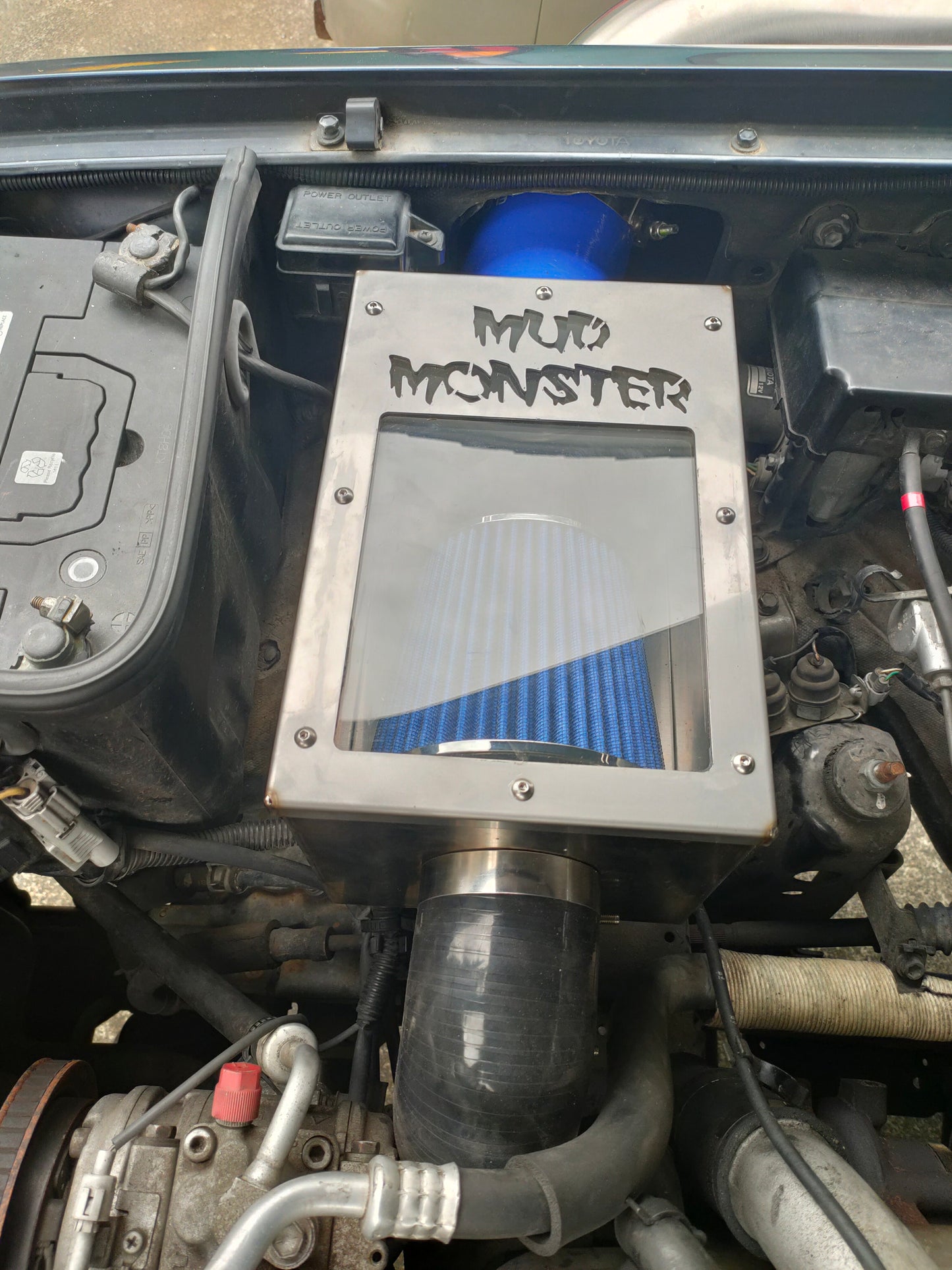 Universal Airboxes