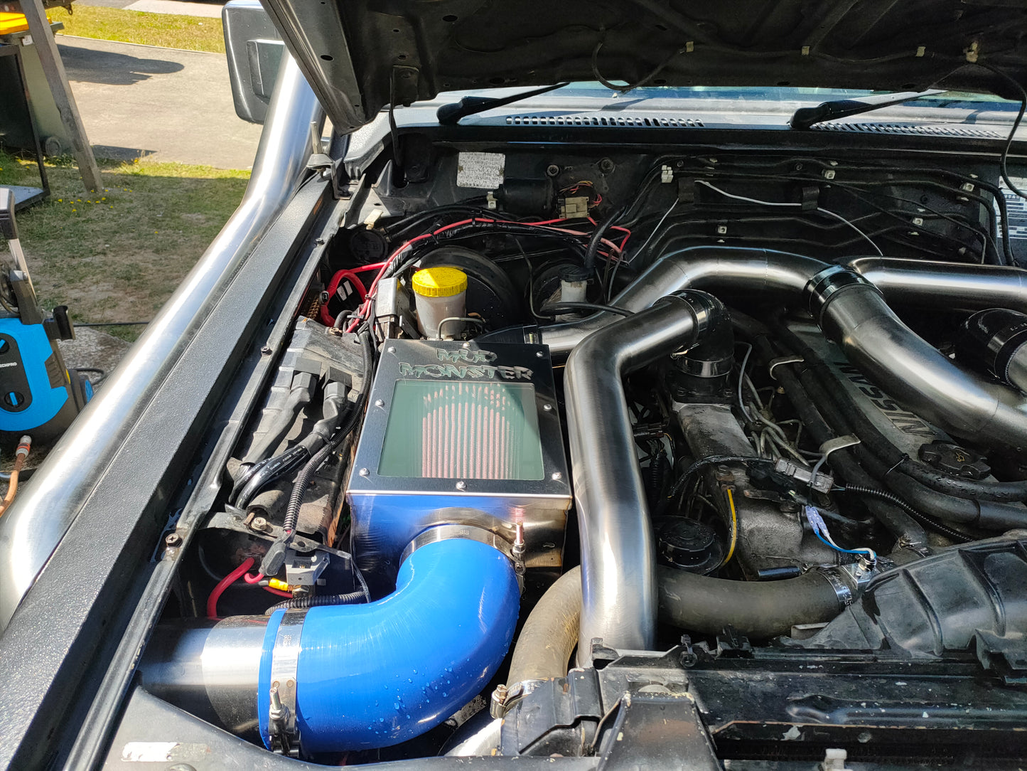 Universal Airboxes